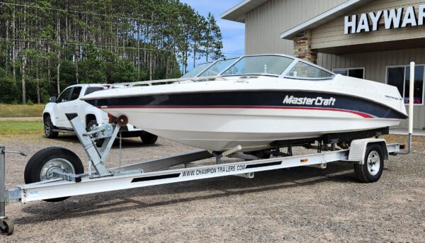 1996 Mastercraft Maristar 200VRS - Image 3