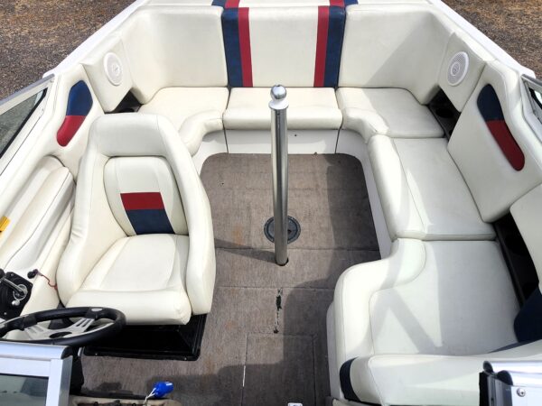 1996 Mastercraft Maristar 200VRS - Image 14