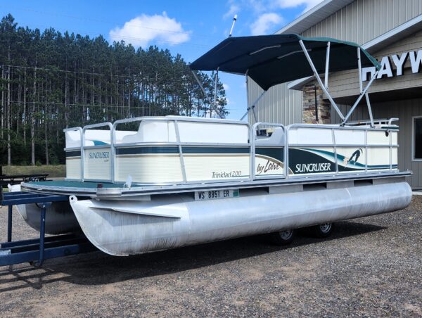 1999 Lowe 20' Suncruiser