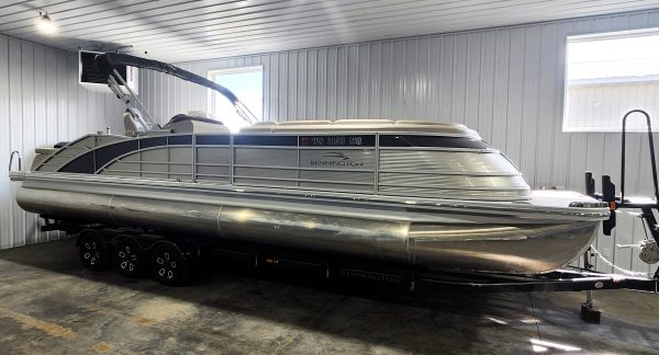 2018 Bennington 28 Q Swingback 10' Wide Tritoon - Image 5