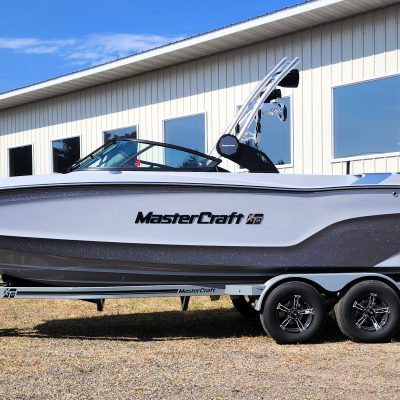 2023 Mastercraft XT24