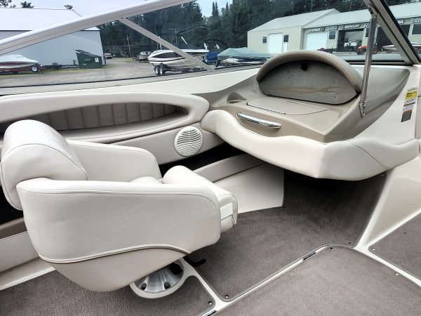 2001 Maxum 19' Bowrider - Image 15