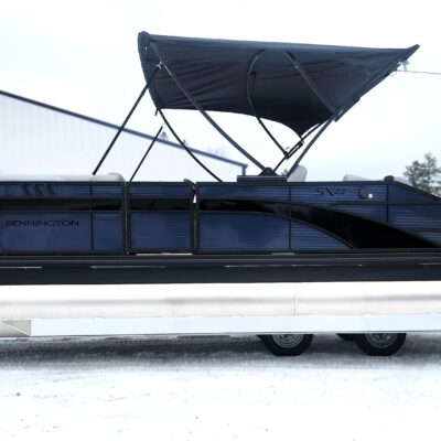 2025 Bennington 22′ SX Swingback